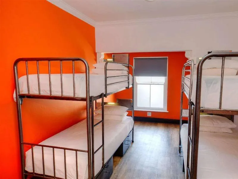 Hostel Never At Home Green Point Cape Town