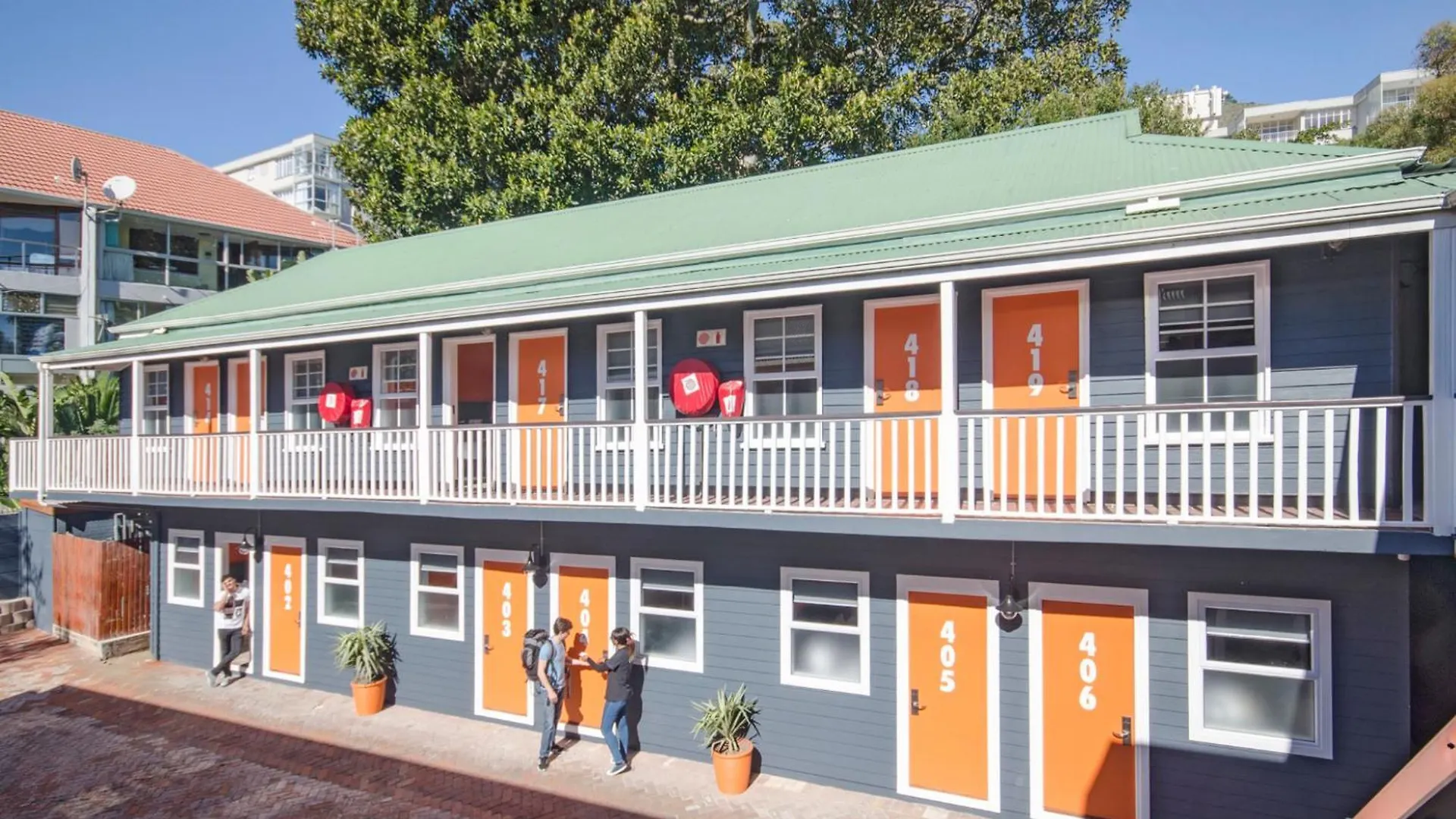Hostel Never At Home Green Point Cape Town